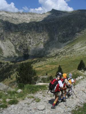 Les tres petites baixant del Portarró d'Espot