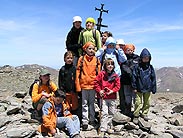12 nens de 5 a 12 anys van fer cim al Puigmal